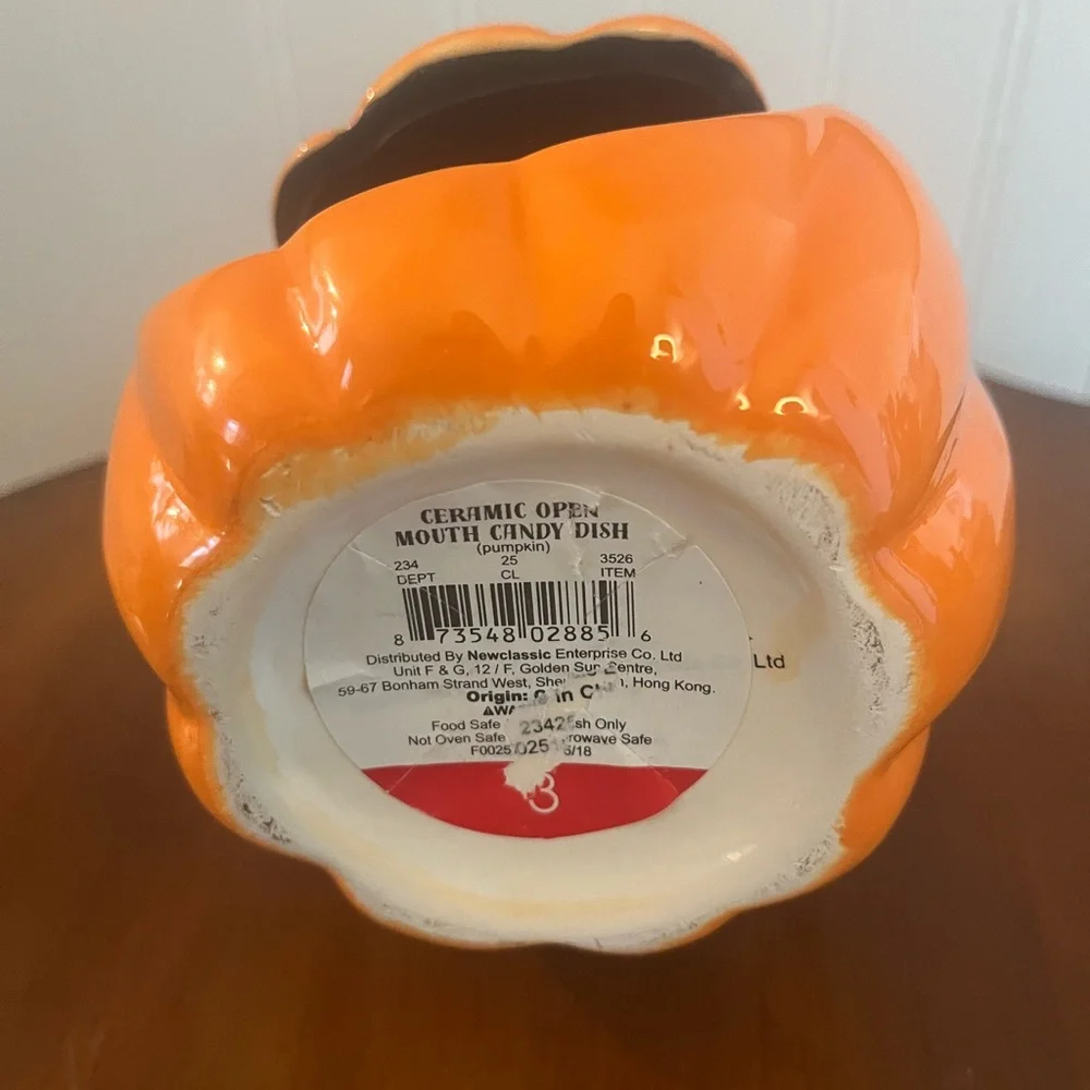 Target Friendly Jack O'Lantern Halloween Ceramic‎ Open Mouth Candy Dish
